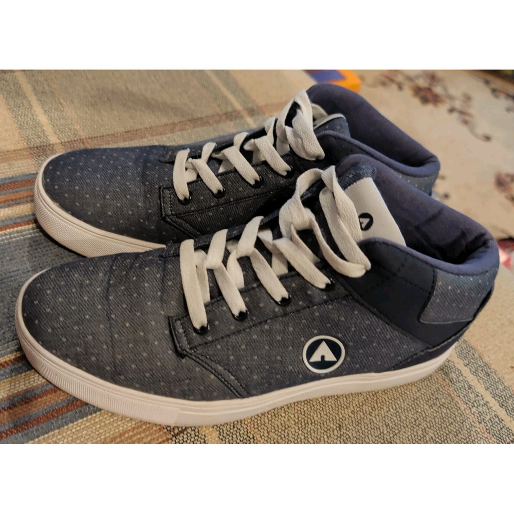 Airwalk High Top Sneakers Blue & White Chambray Men's Size 8.5 Skate Shoes